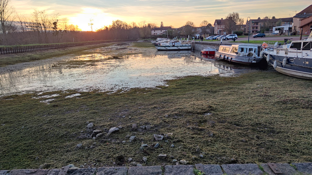 Vidange du canal entre Briennon et Chambilly