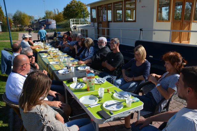 Repas et pétanque 18 octobre 2017 - 17